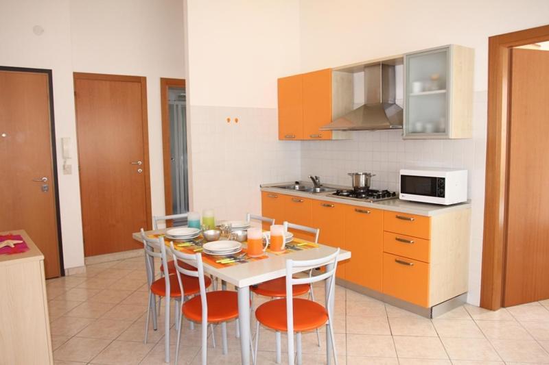 Condominio Laguna Grande Бибионе Экстерьер фото