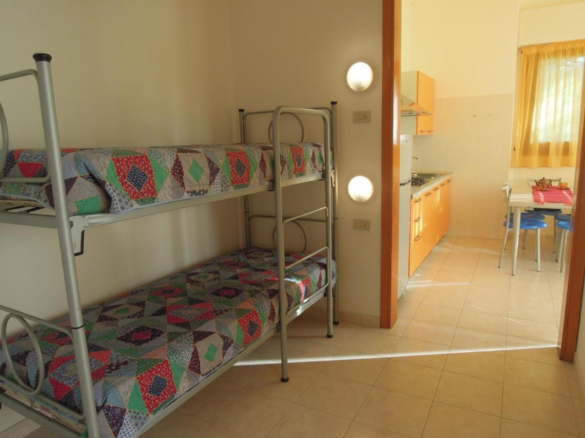 Condominio Laguna Grande Бибионе Экстерьер фото