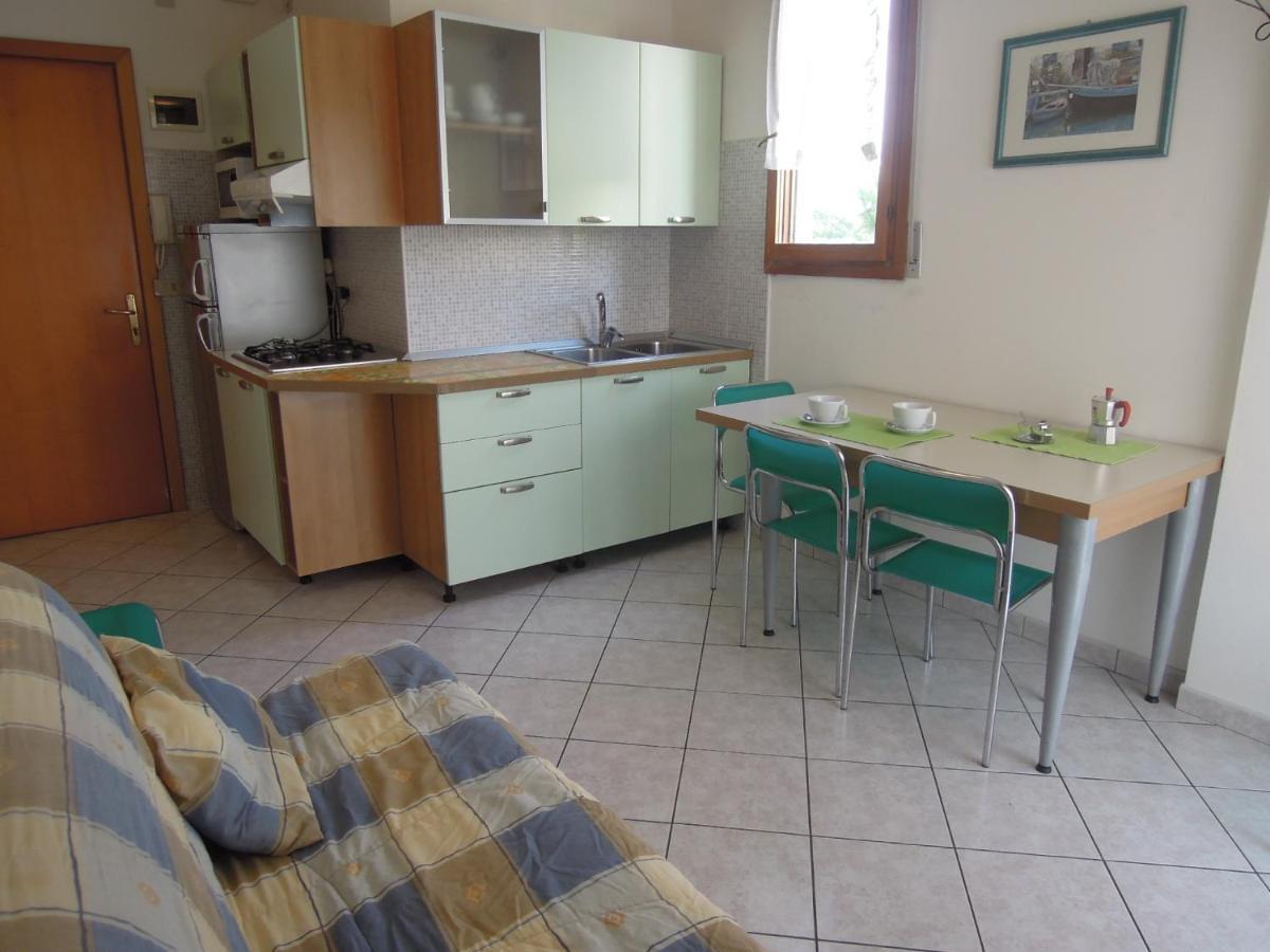 Condominio Laguna Grande Бибионе Экстерьер фото
