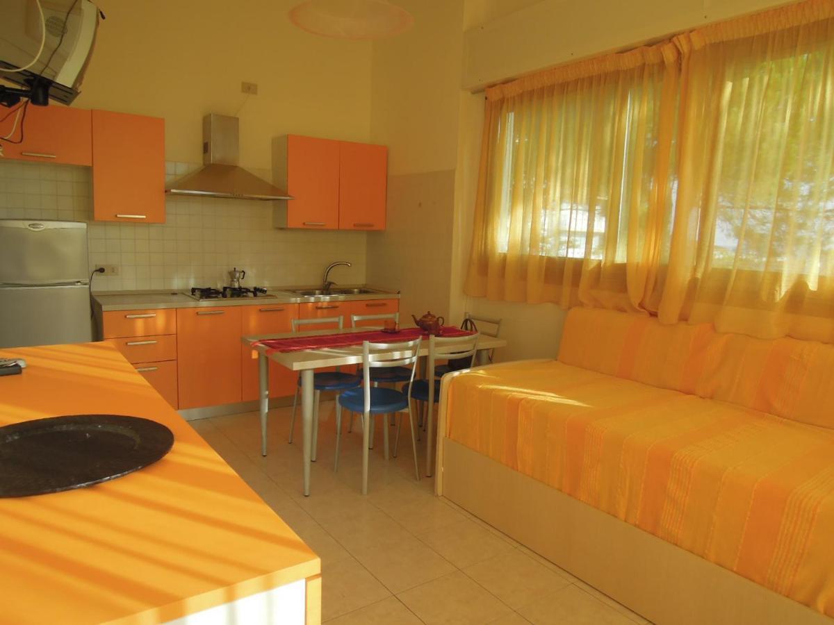 Condominio Laguna Grande Бибионе Экстерьер фото