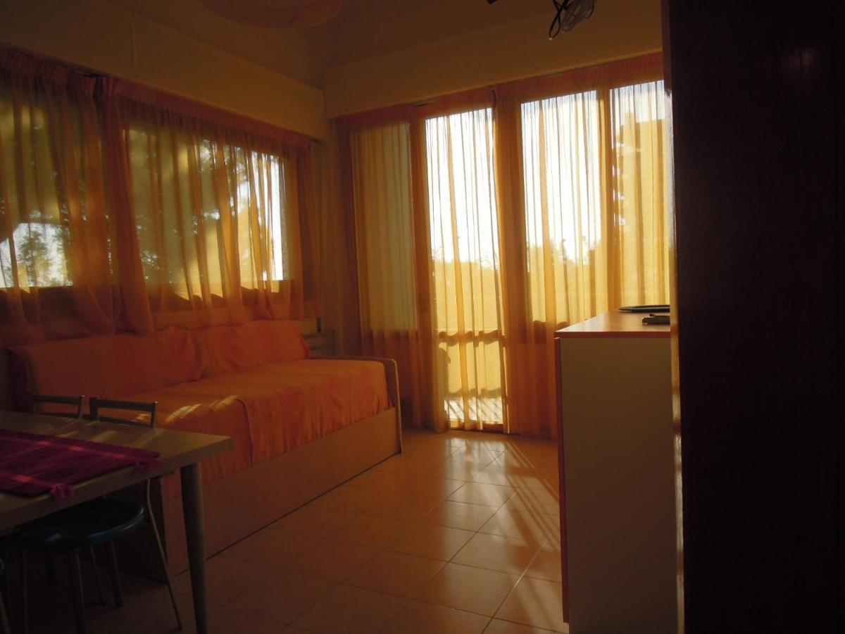 Condominio Laguna Grande Бибионе Экстерьер фото